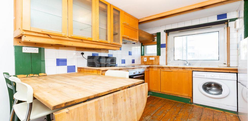			3 Bedroom, 1 bath, 1 reception Flat			 Bayham Street, Camden / Kings Cross